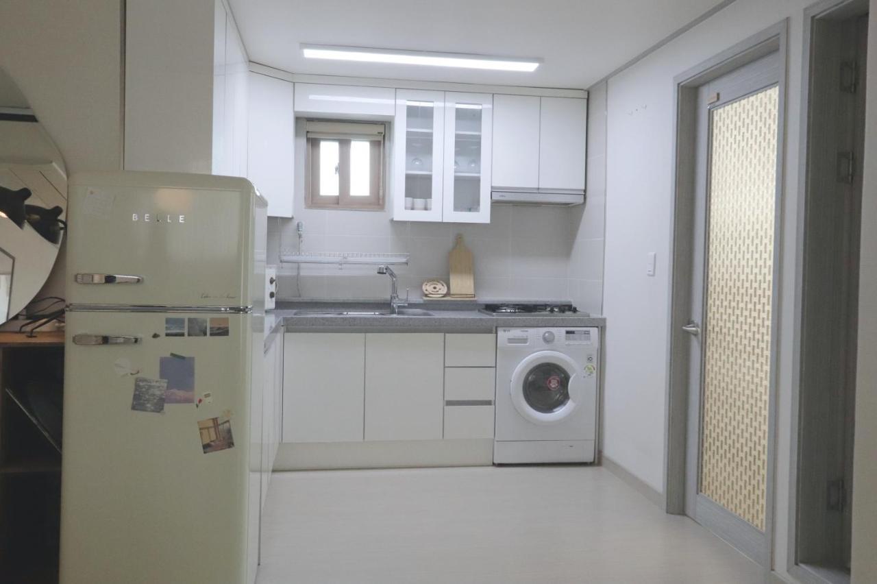 ソウル特別市Lovely House Hongdaeアパートメント エクステリア 写真