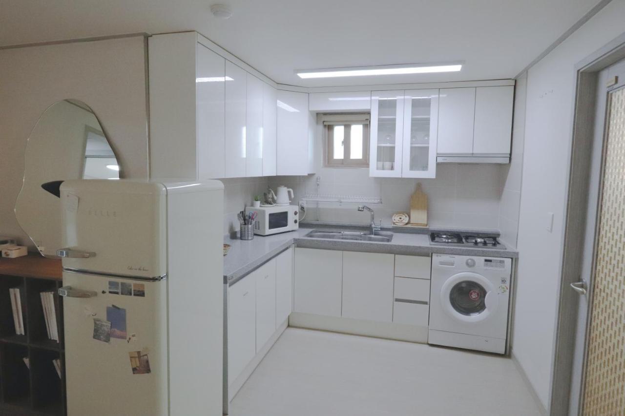 ソウル特別市Lovely House Hongdaeアパートメント エクステリア 写真