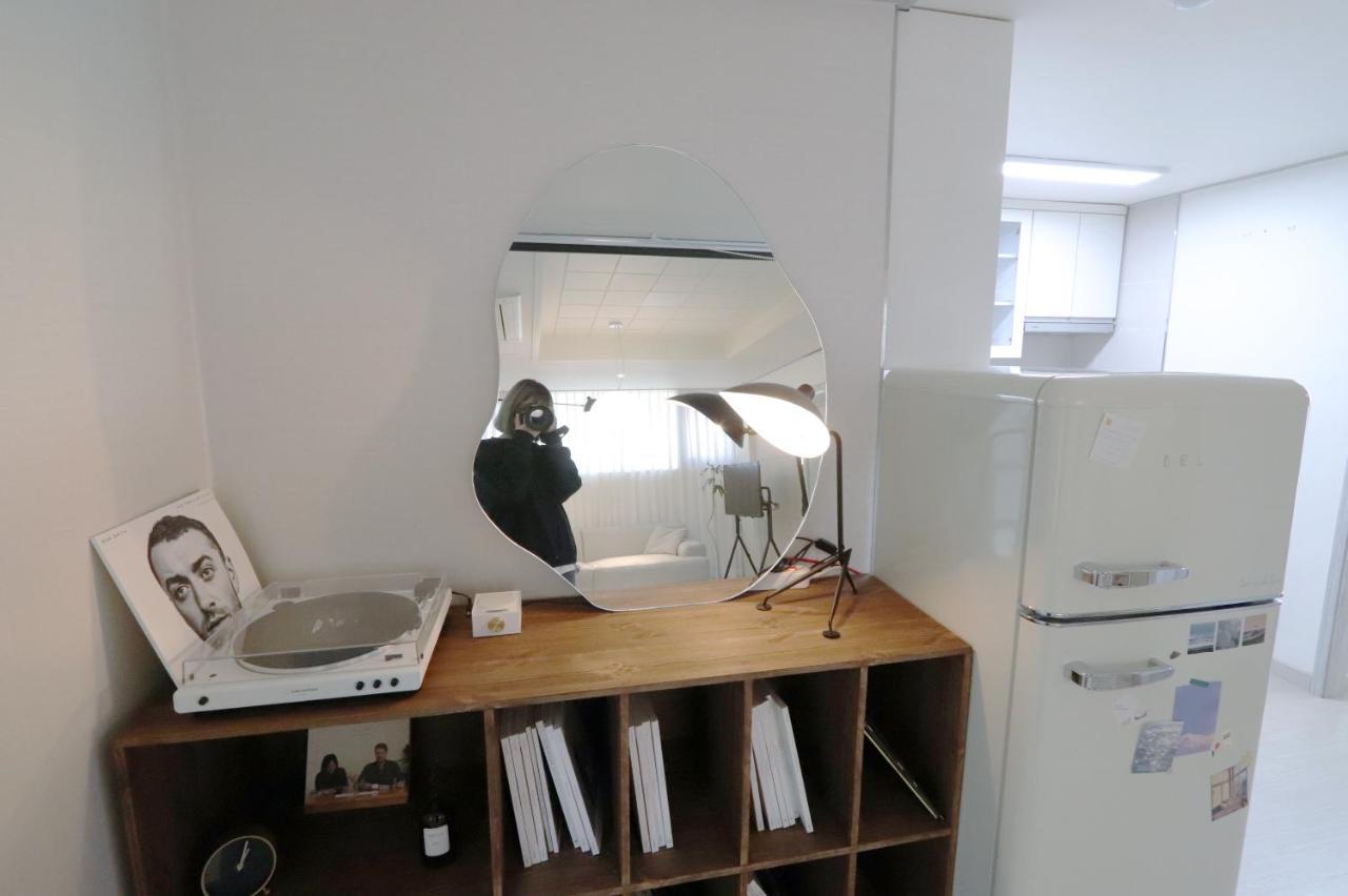 ソウル特別市Lovely House Hongdaeアパートメント エクステリア 写真